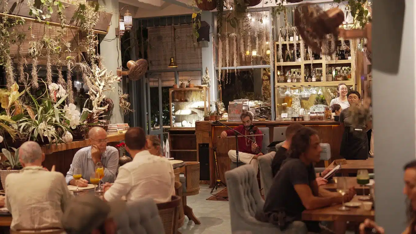 Muse Cafe Bar and Performance ambiance